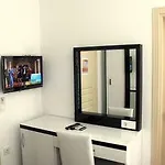 Ξενοδοχείο Murat 3*